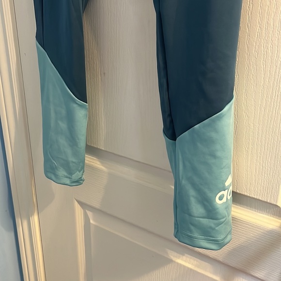 Adidas Leggins - Picture 2 of 6